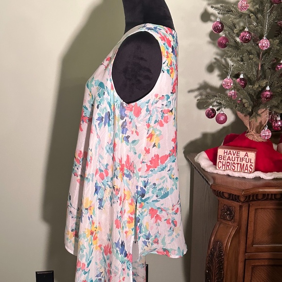 Ninety Clothing Co Sleeveless Lined Floral Top Tunic Size Small NWT - Picture 8 of 13